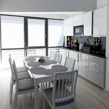 Apartamentai Su Vaizdu I Jura بالانغا